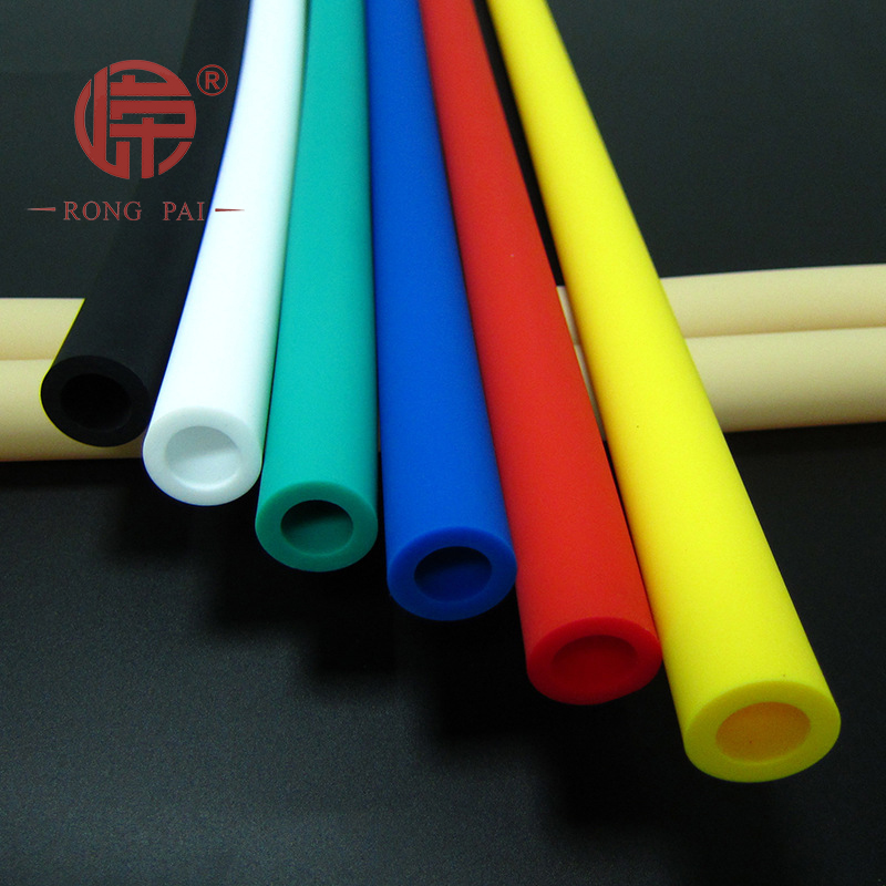 設備摩擦導致軟管常破？嶸牌硅膠管外覆耐磨層，壽命提升3倍！