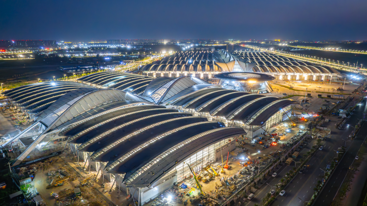 12-鄭州中原高鐵港數(shù)字展貿(mào)城項目